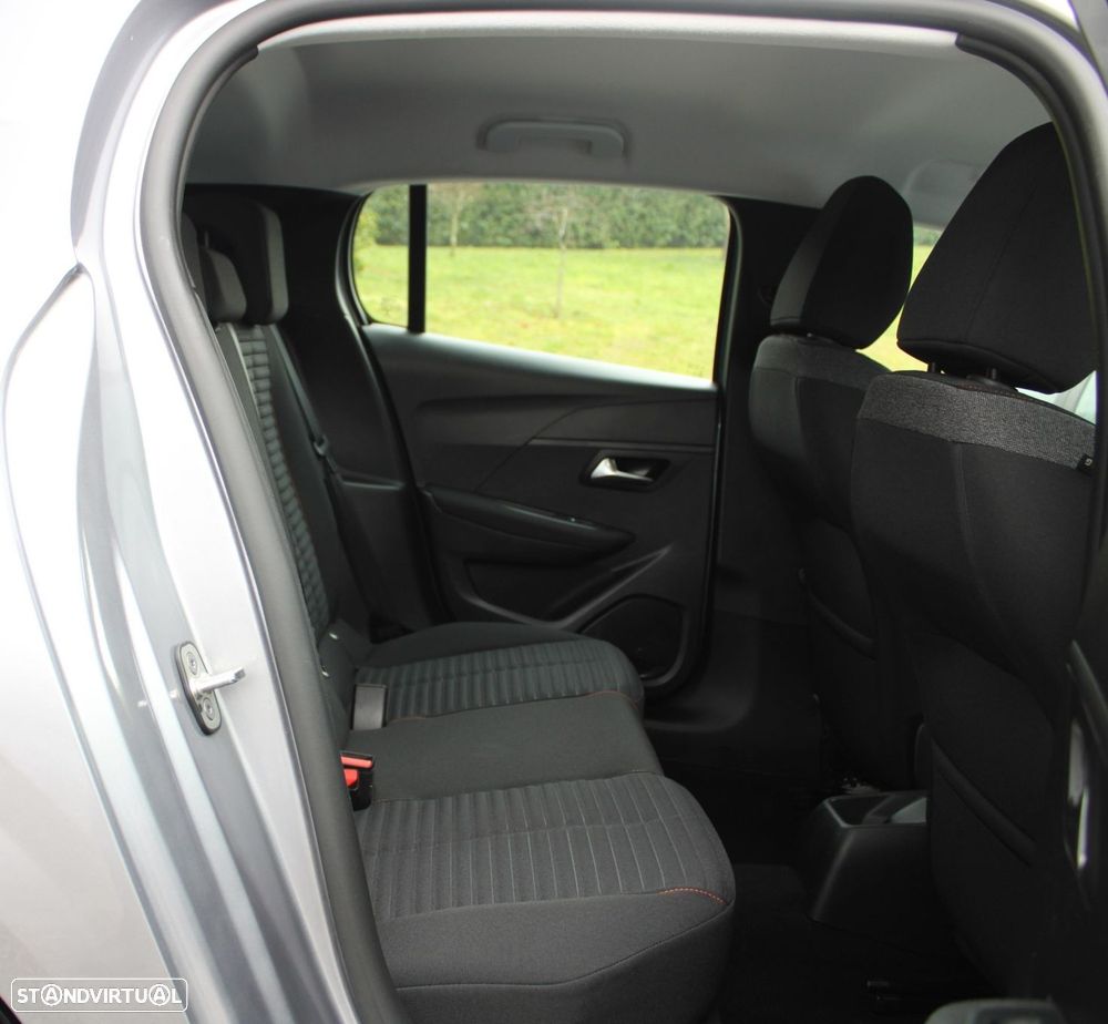 Peugeot 208 1.2 PureTech Active Pack - 36