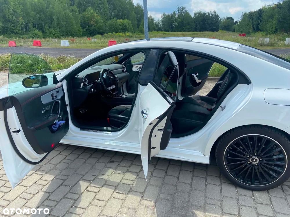 Mercedes-Benz CLA 220 4-Matic AMG Line 7G-DCT - 7