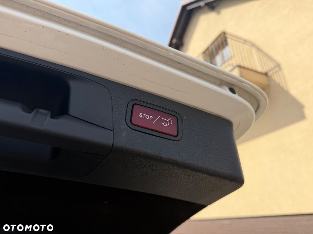 Mercedes-Benz Klasa E 220 d 4Matic All-Terrain 9G-TRONIC Exclusive - 6