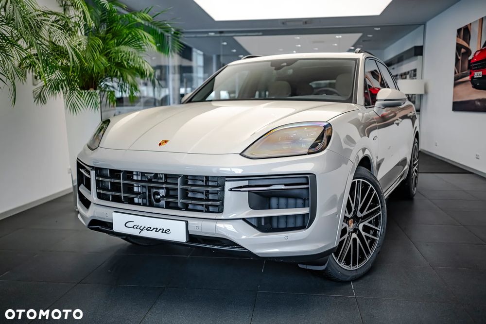 Porsche Cayenne E-Hybrid PHEV Black Edition - 1