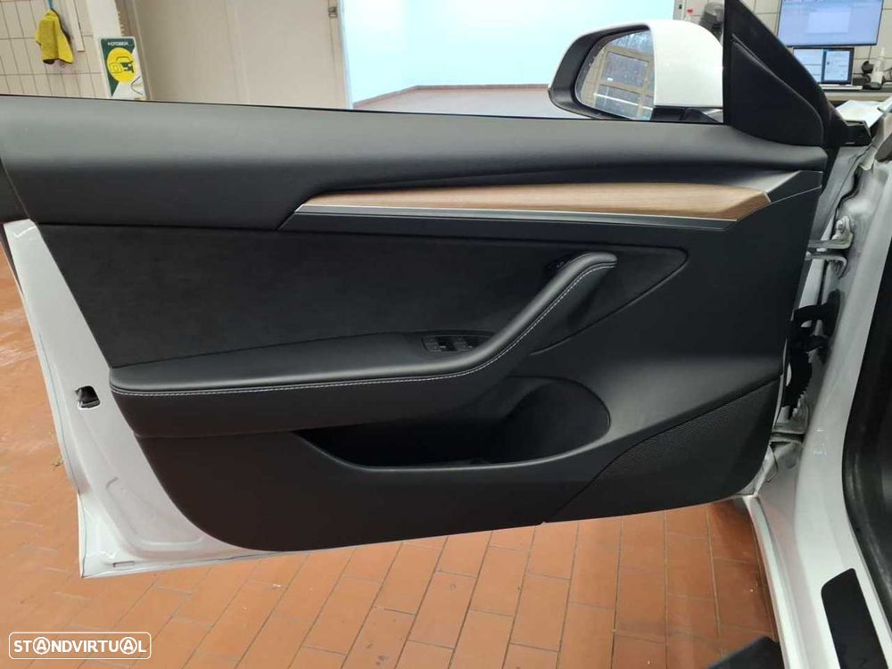 Tesla Model 3 Tração Traseira - 8