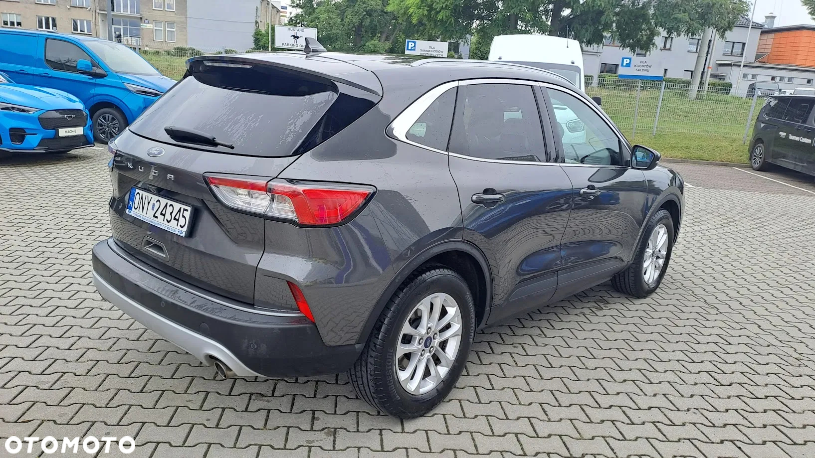 Ford Kuga 1.5 EcoBoost FWD Titanium ASS - 3