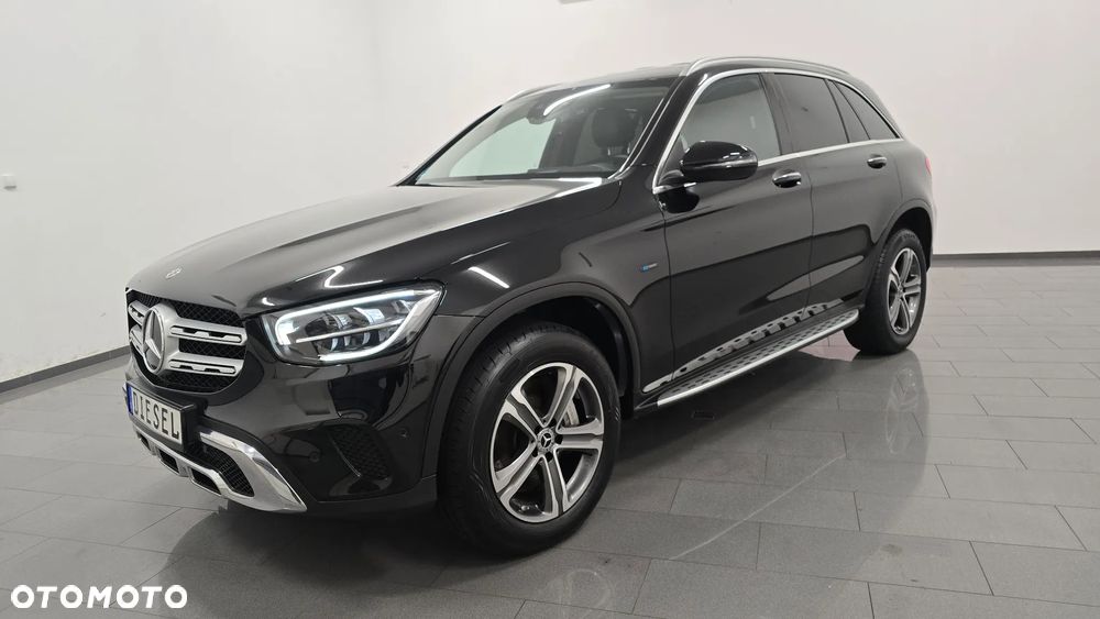 Mercedes-Benz GLC 300 de 4Matic 9G-TRONIC AMG Line Plus