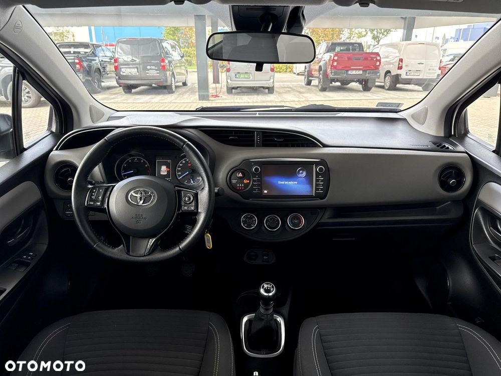 Toyota Yaris - 11