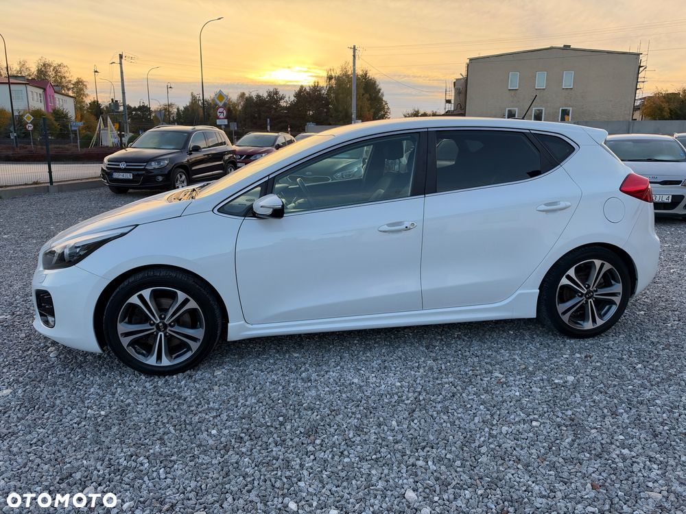 Kia Ceed 1.6 CRDi GT Line - 39