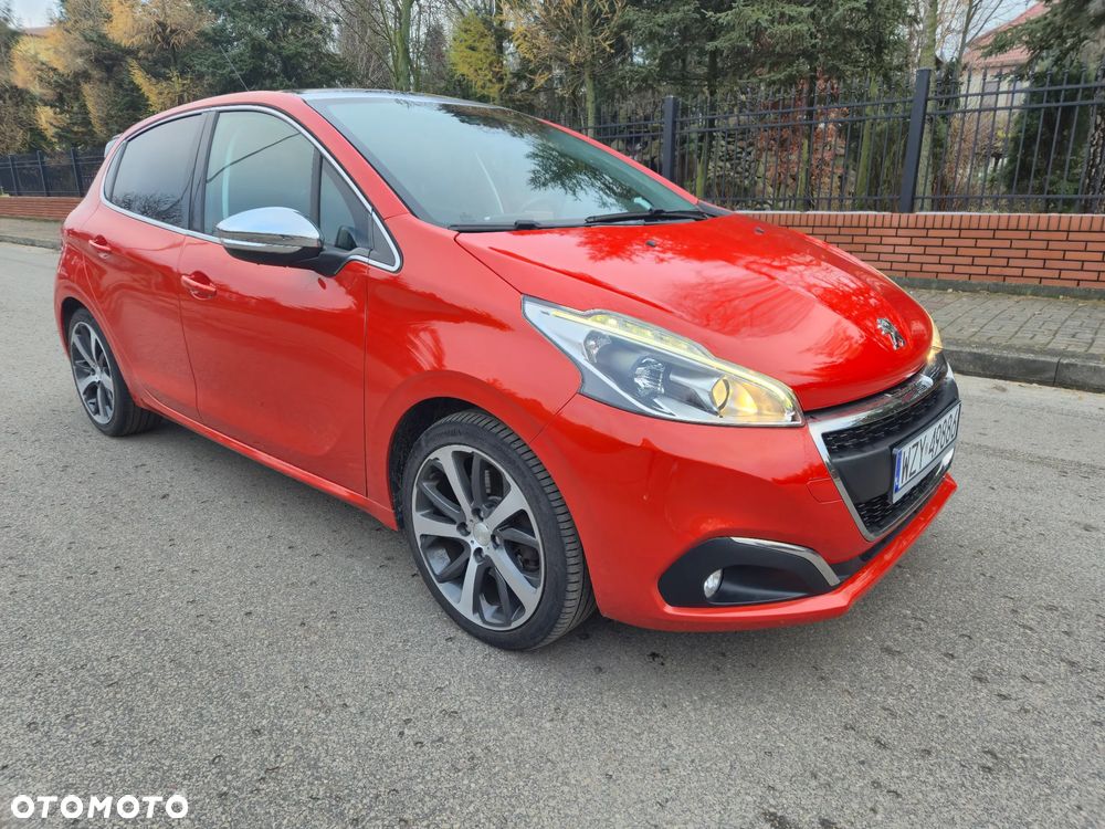 Peugeot 208 - 1