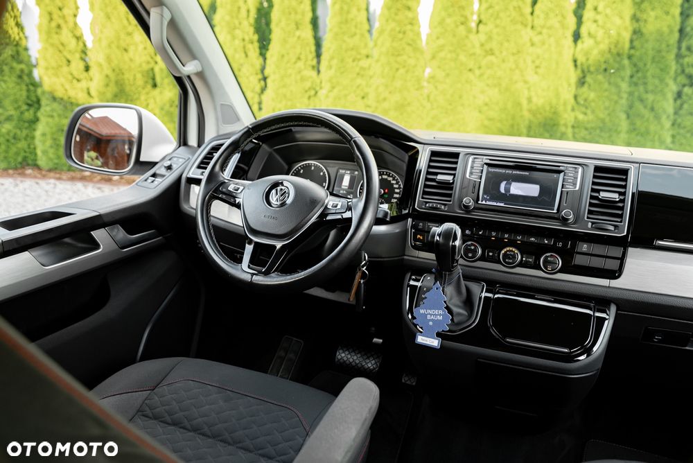 Volkswagen Multivan - 23