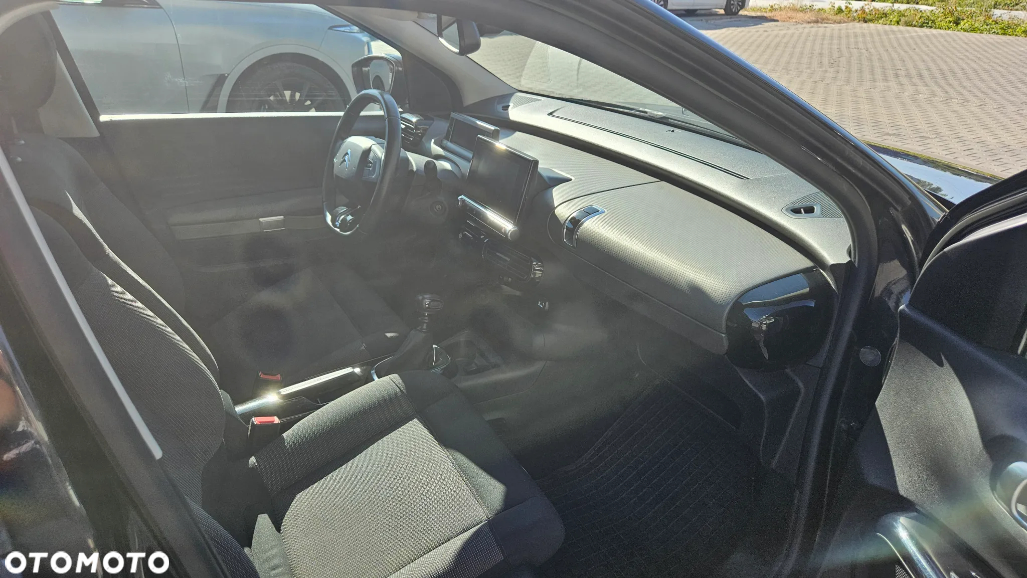 Citroën C4 Cactus - 13