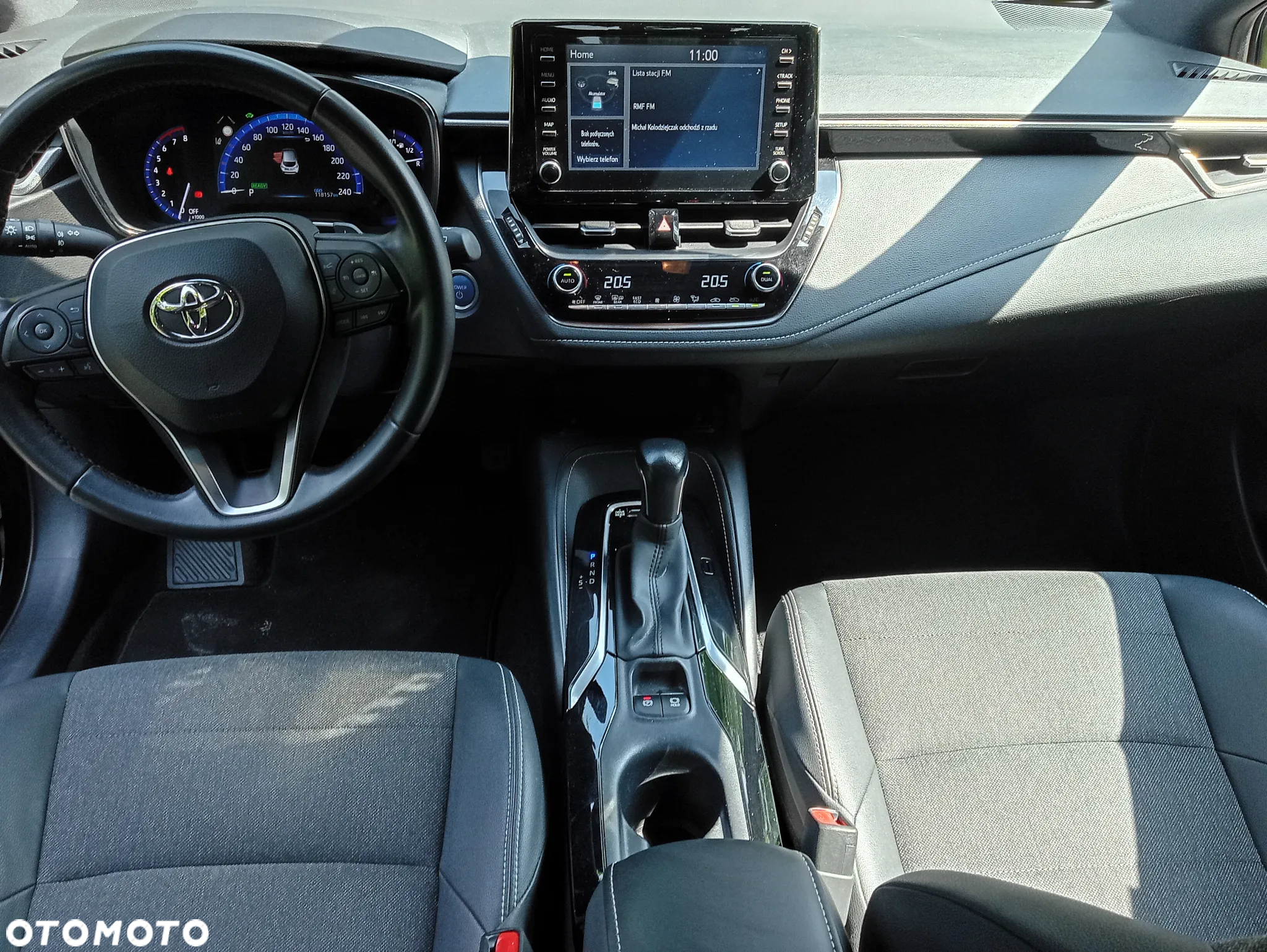 Toyota Corolla 2.0 Hybrid Comfort - 12