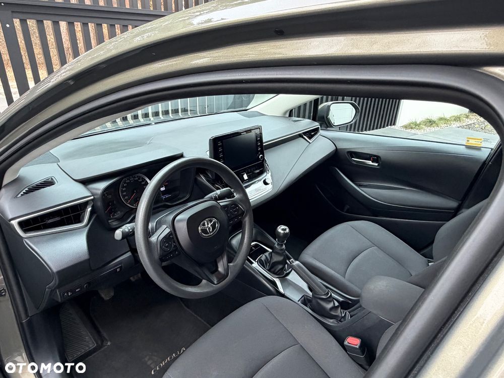 Toyota Corolla 1.5 Active - 9