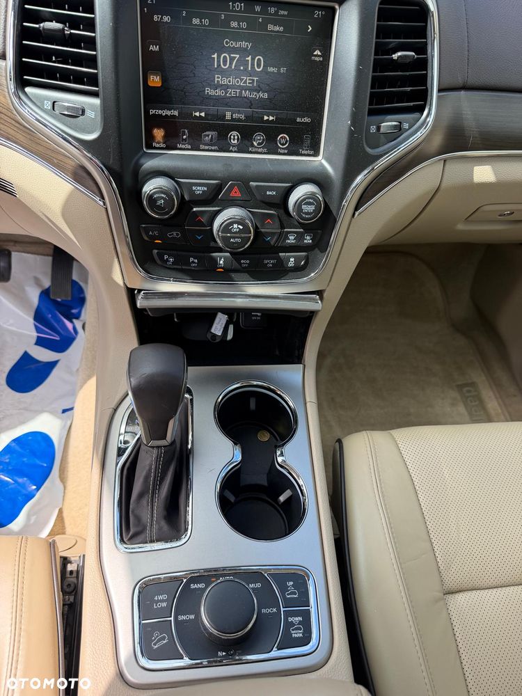 Jeep Grand Cherokee 5.7 V8 Overland - 35