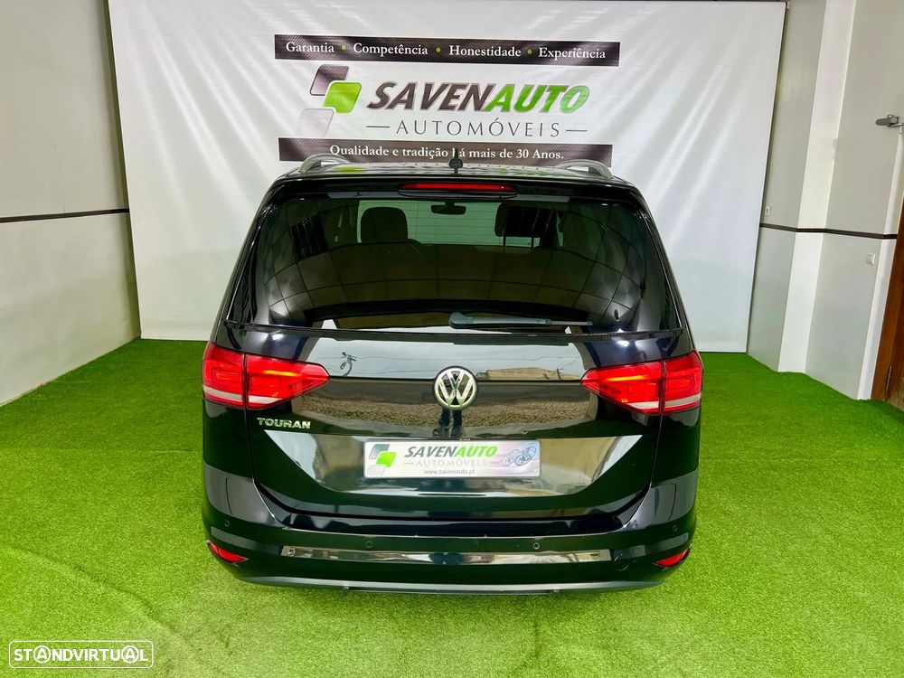 VW Touran 1.6 TDI Highline DSG - 22