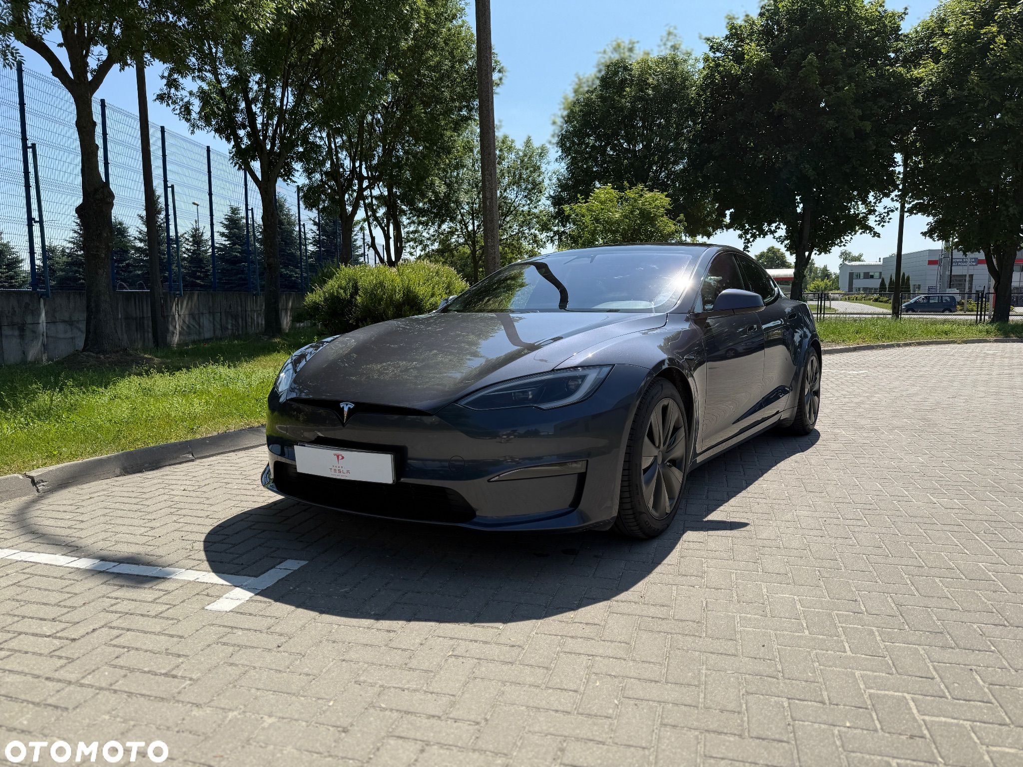 Tesla Model S Long Range - 1