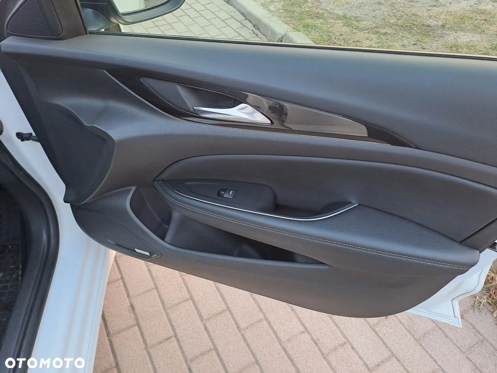 Opel Insignia 2.0 CDTI GS Line S&S - 16