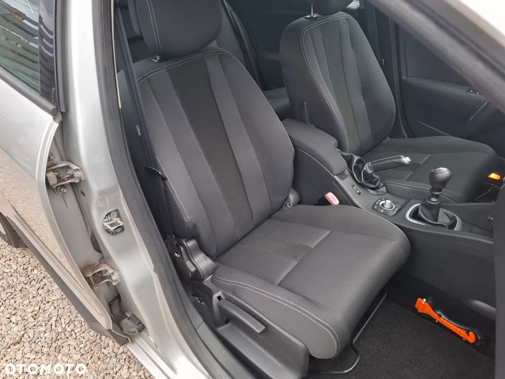 Renault Megane 1.6 16V Confort Expression - 22