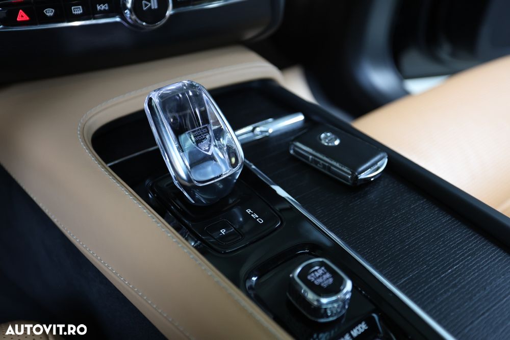 Volvo XC 90 T8 AWD Recharge Plus Bright - 26