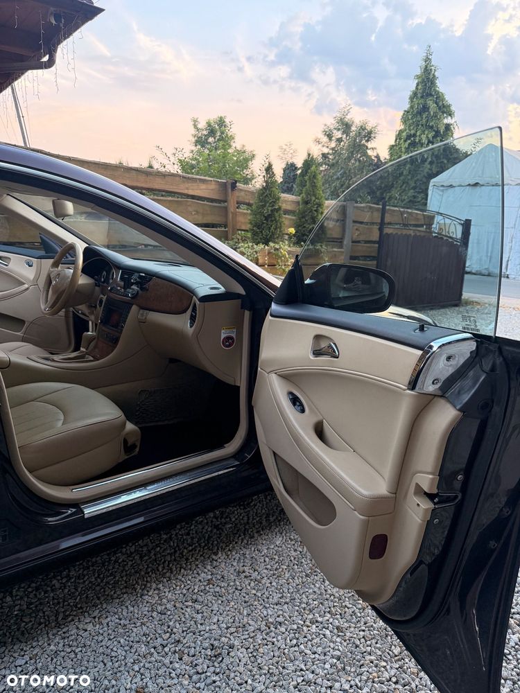 Mercedes-Benz CLS 320 CDI - 21