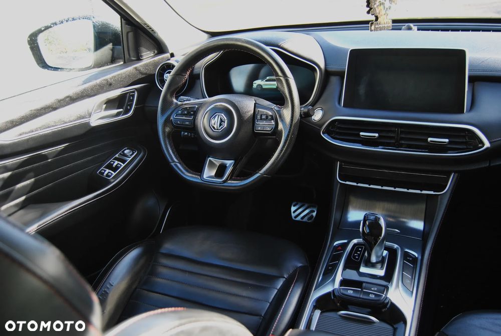 MG HS PHEV 1.5T-GDI Luxury - 11