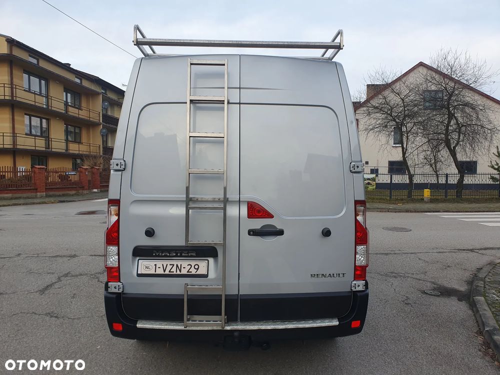 Renault Master - 10