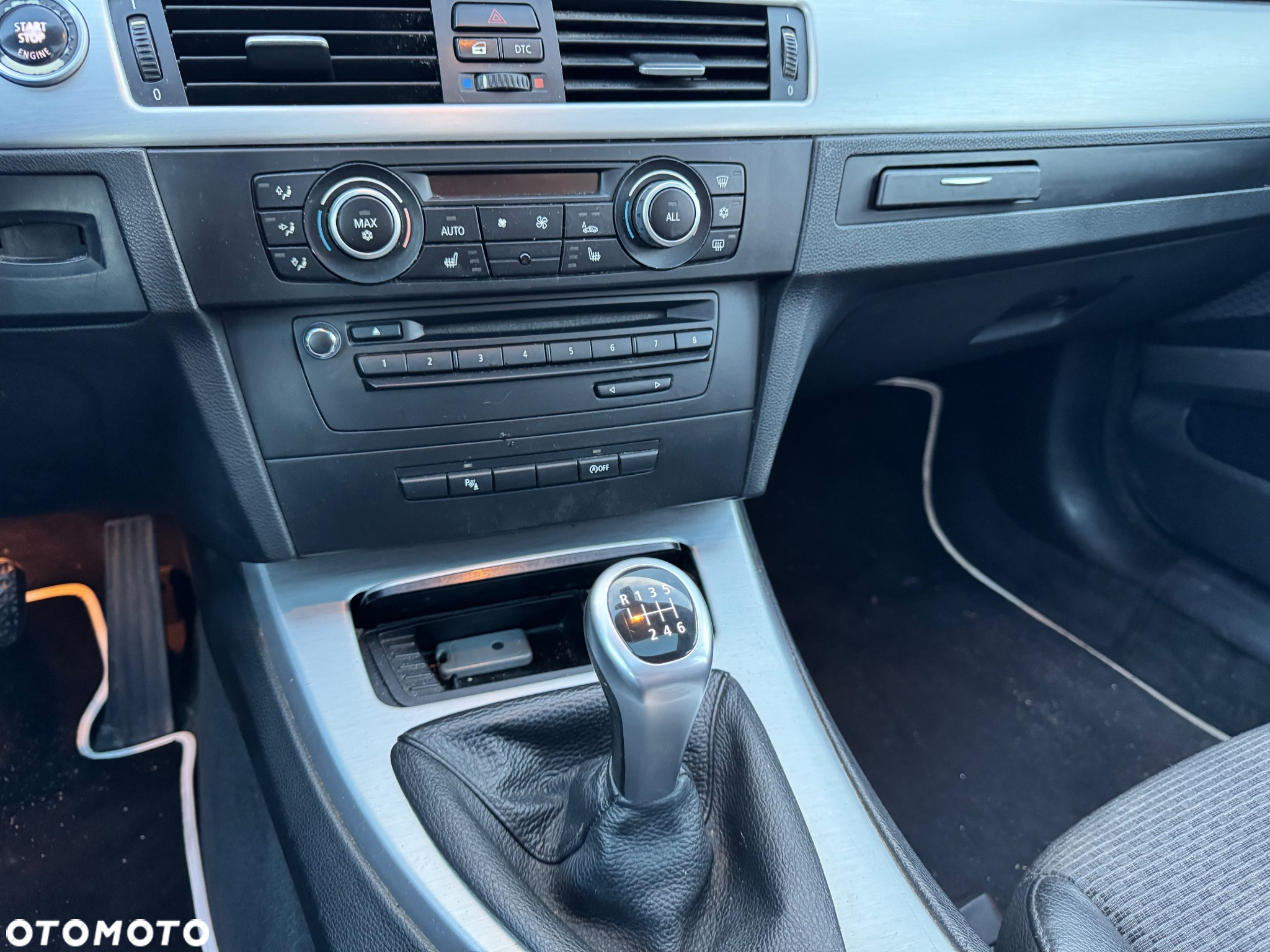 BMW Seria 3 318i - 12