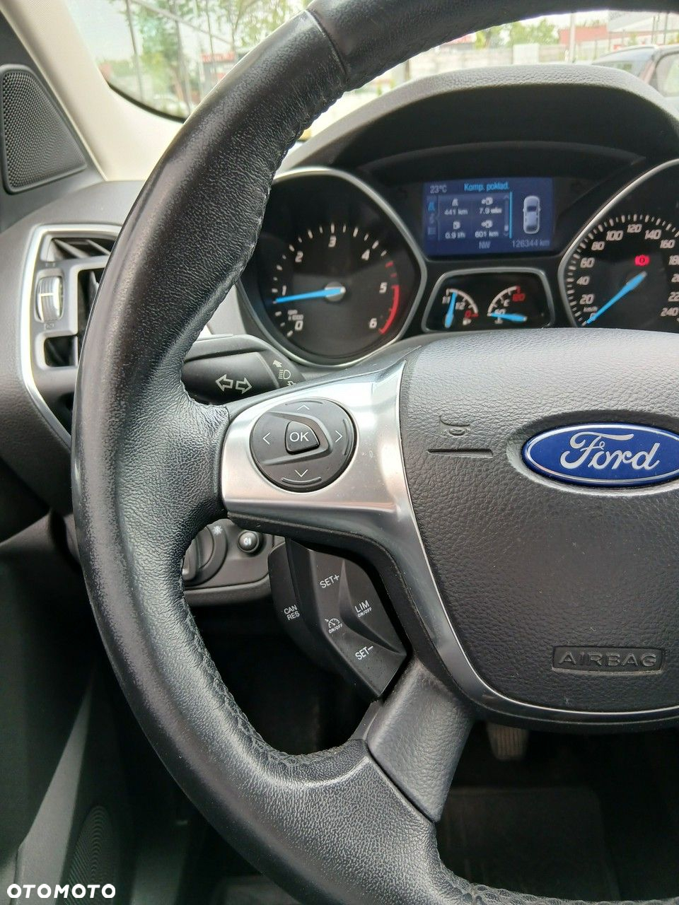 Ford Kuga - 25