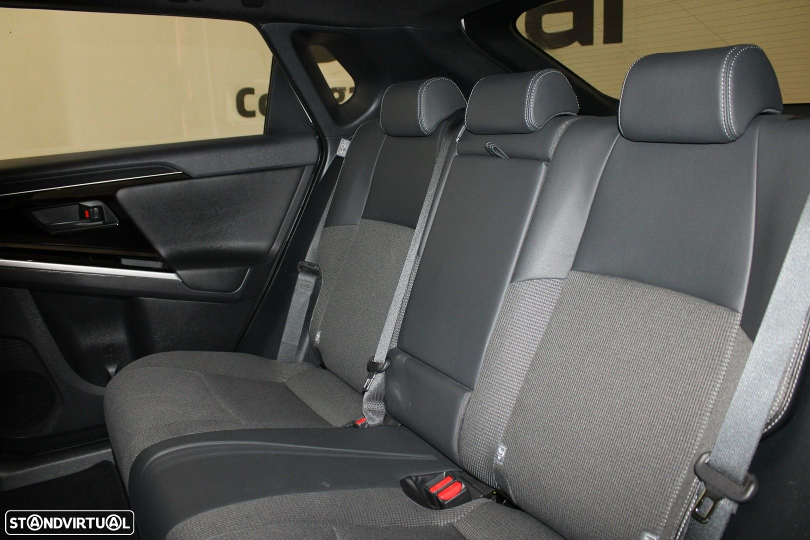 Toyota bZ4X 71,4 kWh Exclusive - 28