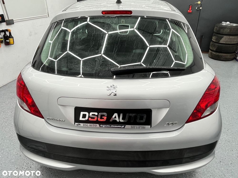 Peugeot 207 - 6