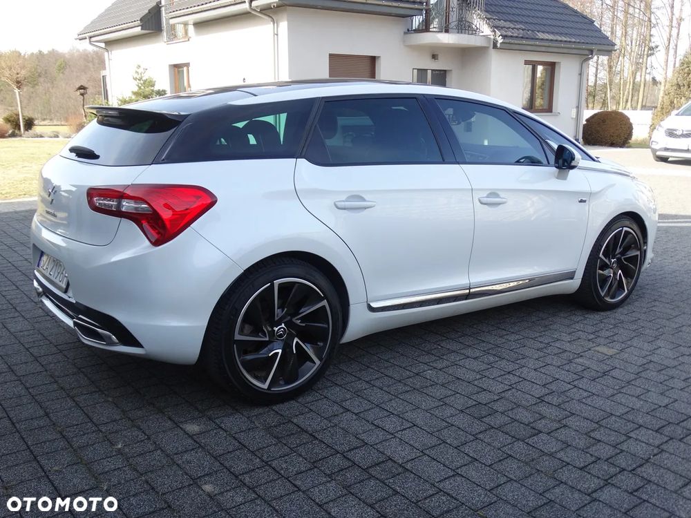 Citroën DS5 Hybrid4 EGS6 SportChic - 6