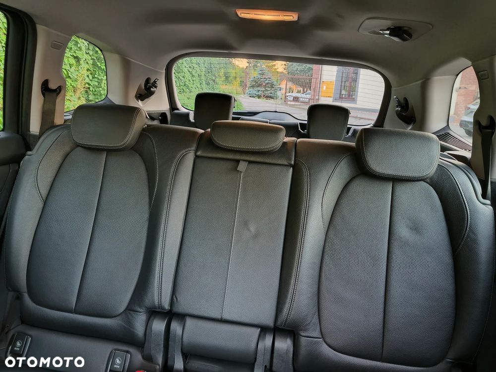 BMW Seria 2 218d Luxury Line - 9