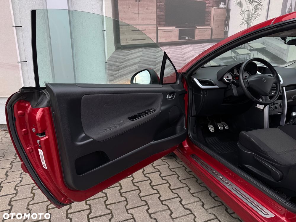Peugeot 207 CC - 17