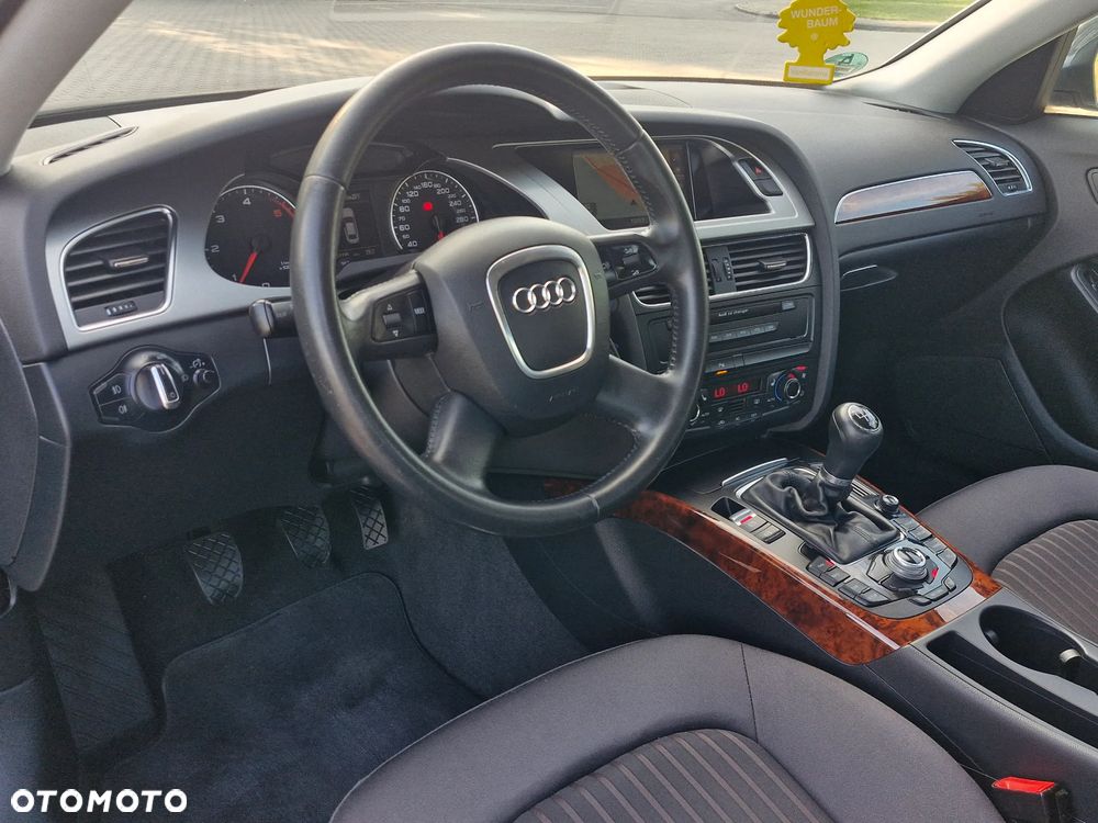 Audi A4 Limousine 2.0 TDI DPF S line Sportpaket - 27
