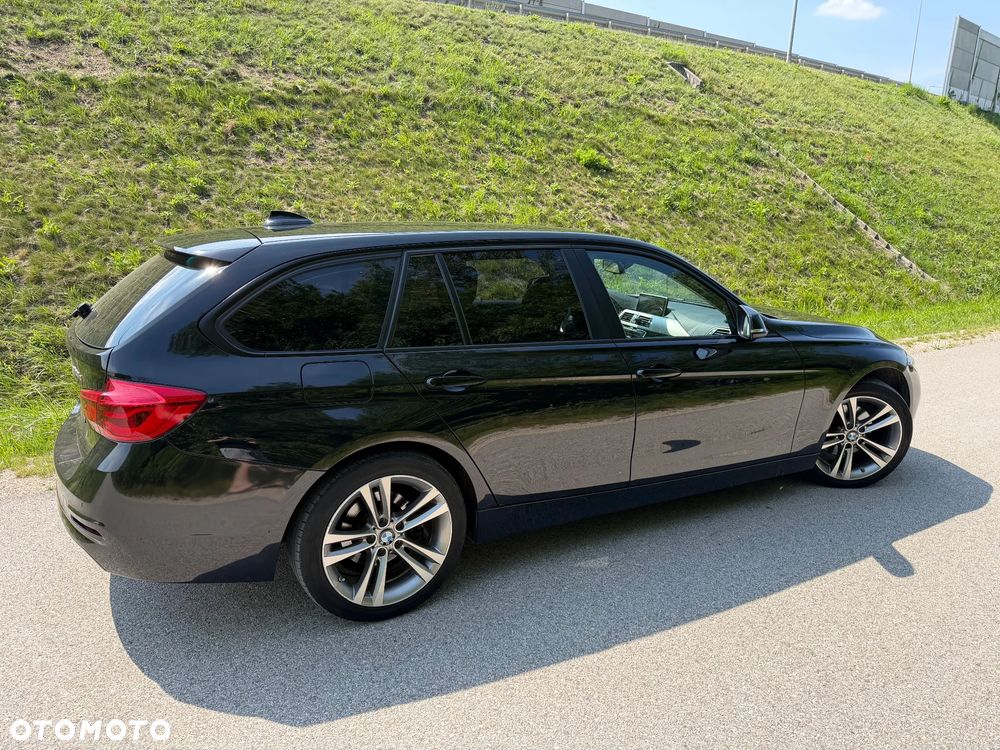 BMW Seria 3 320d xDrive Sport Line - 15