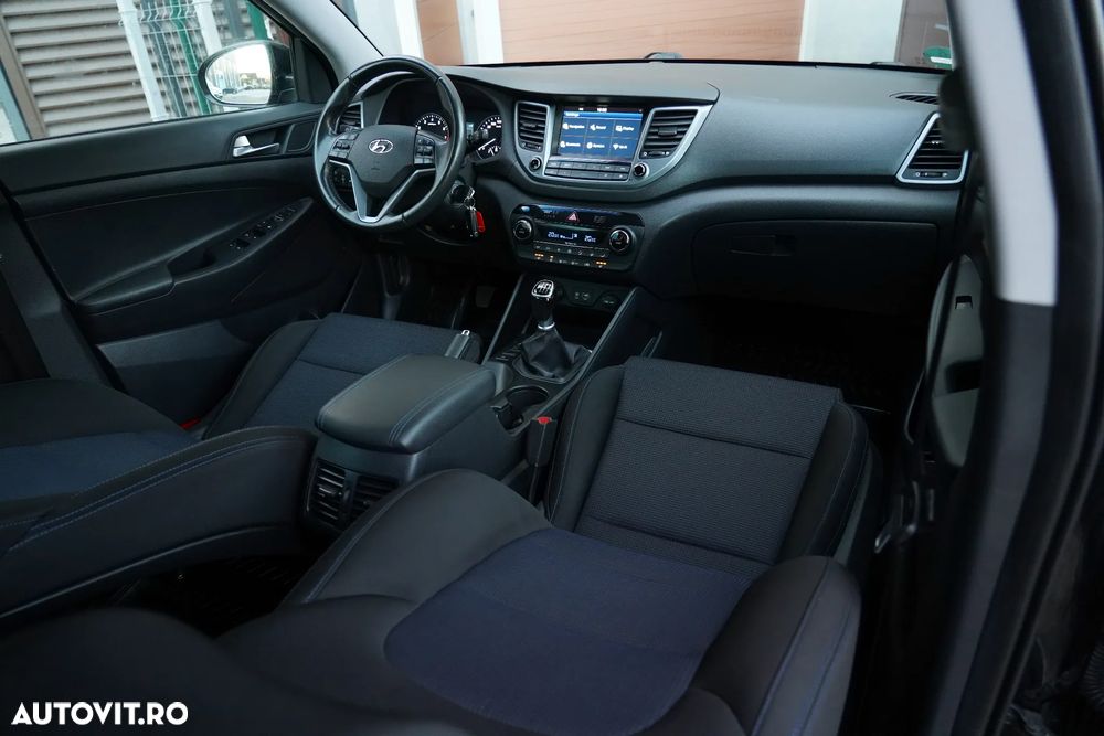 Hyundai Tucson 2.0 CRDI 4WD Style - 6