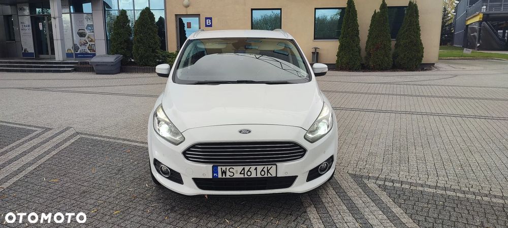 Ford S-Max 2.0 TDCi Titanium PowerShift - 2