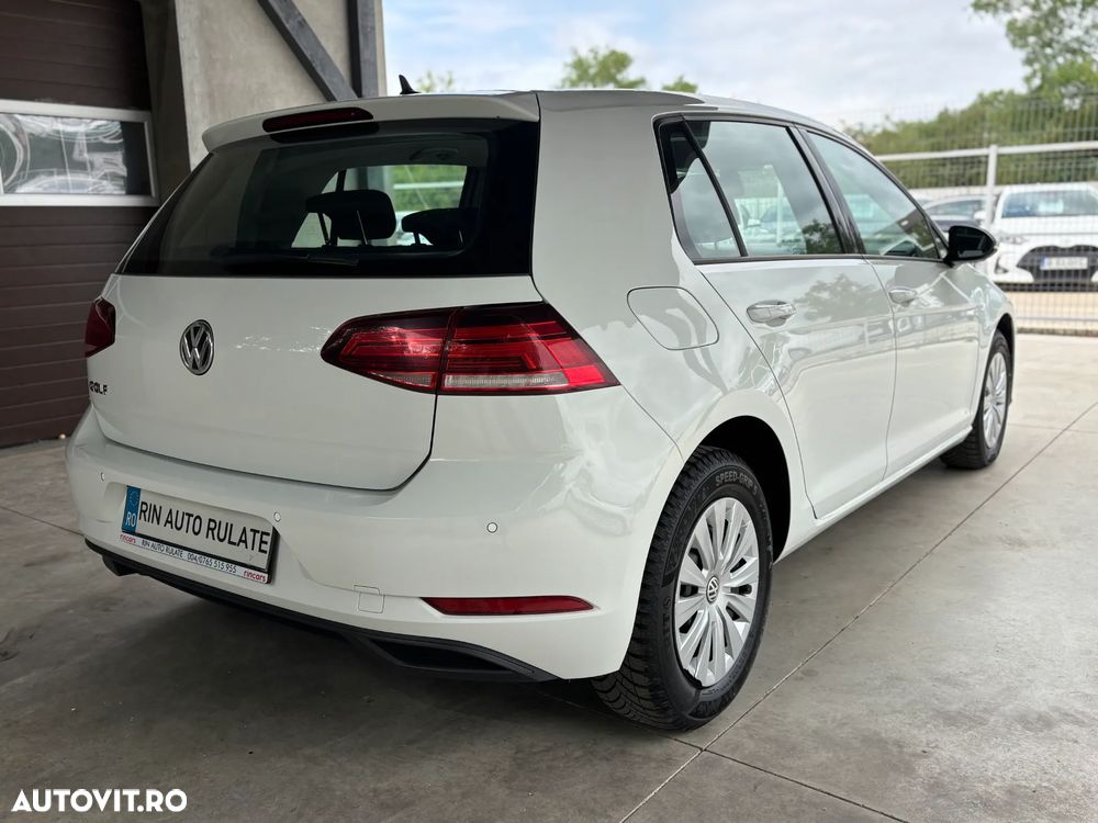 Volkswagen Golf 1.6 TDI Comfortline - 7