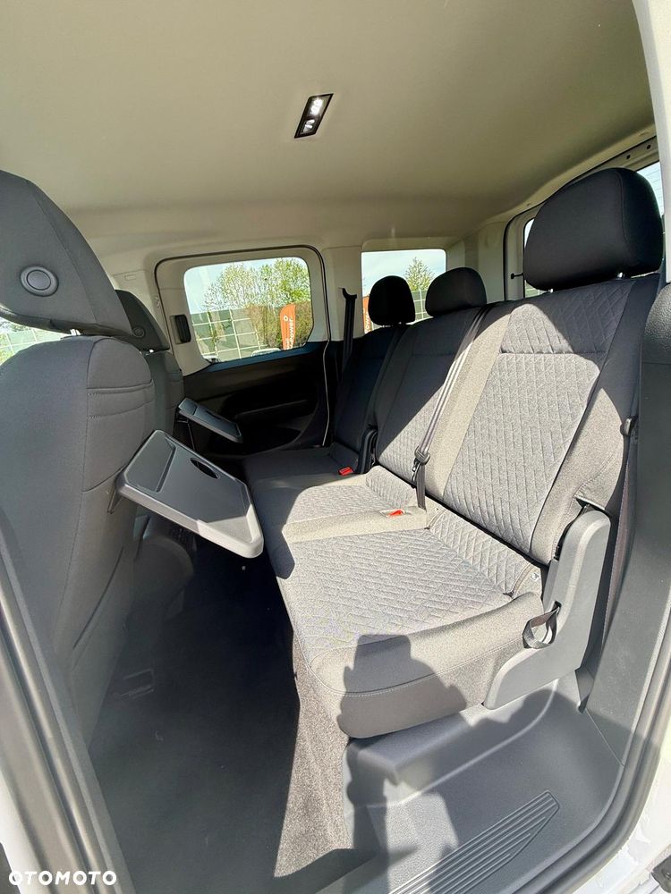 Volkswagen Caddy 2.0 TDI Life 4Motion - 30