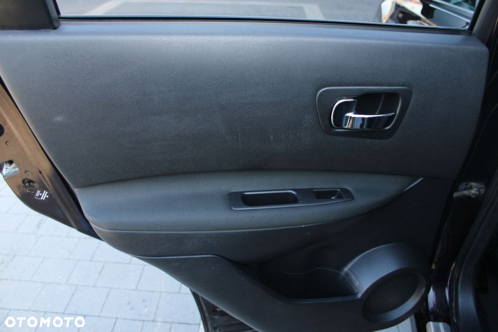 Nissan Qashqai - 21
