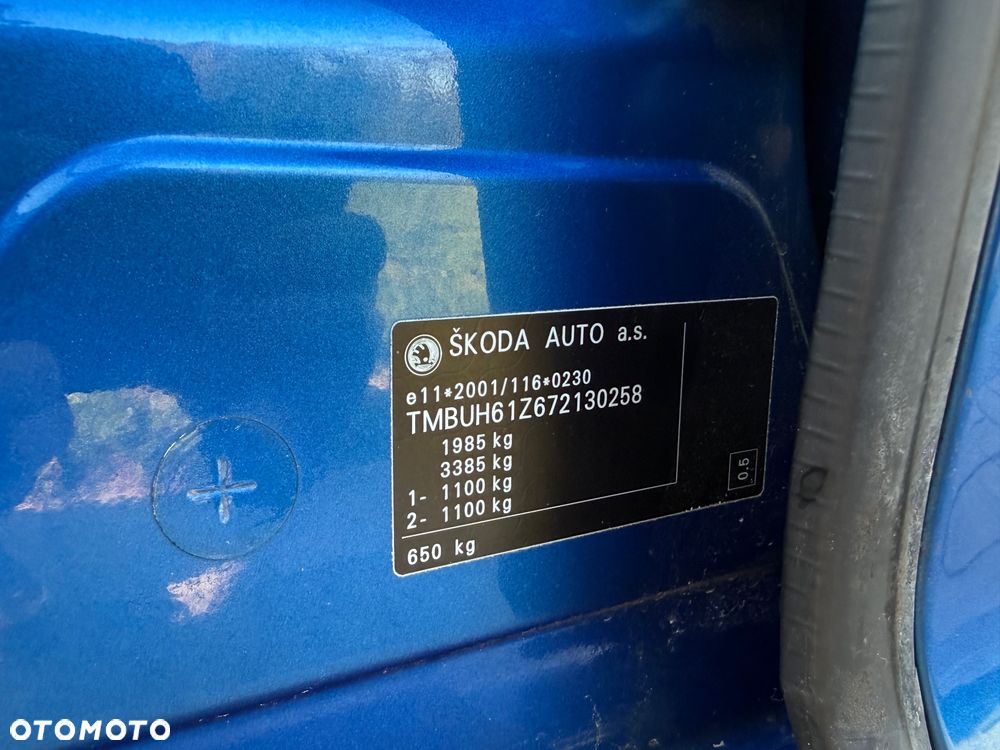 Skoda Octavia 2.0 TDI RS - 26