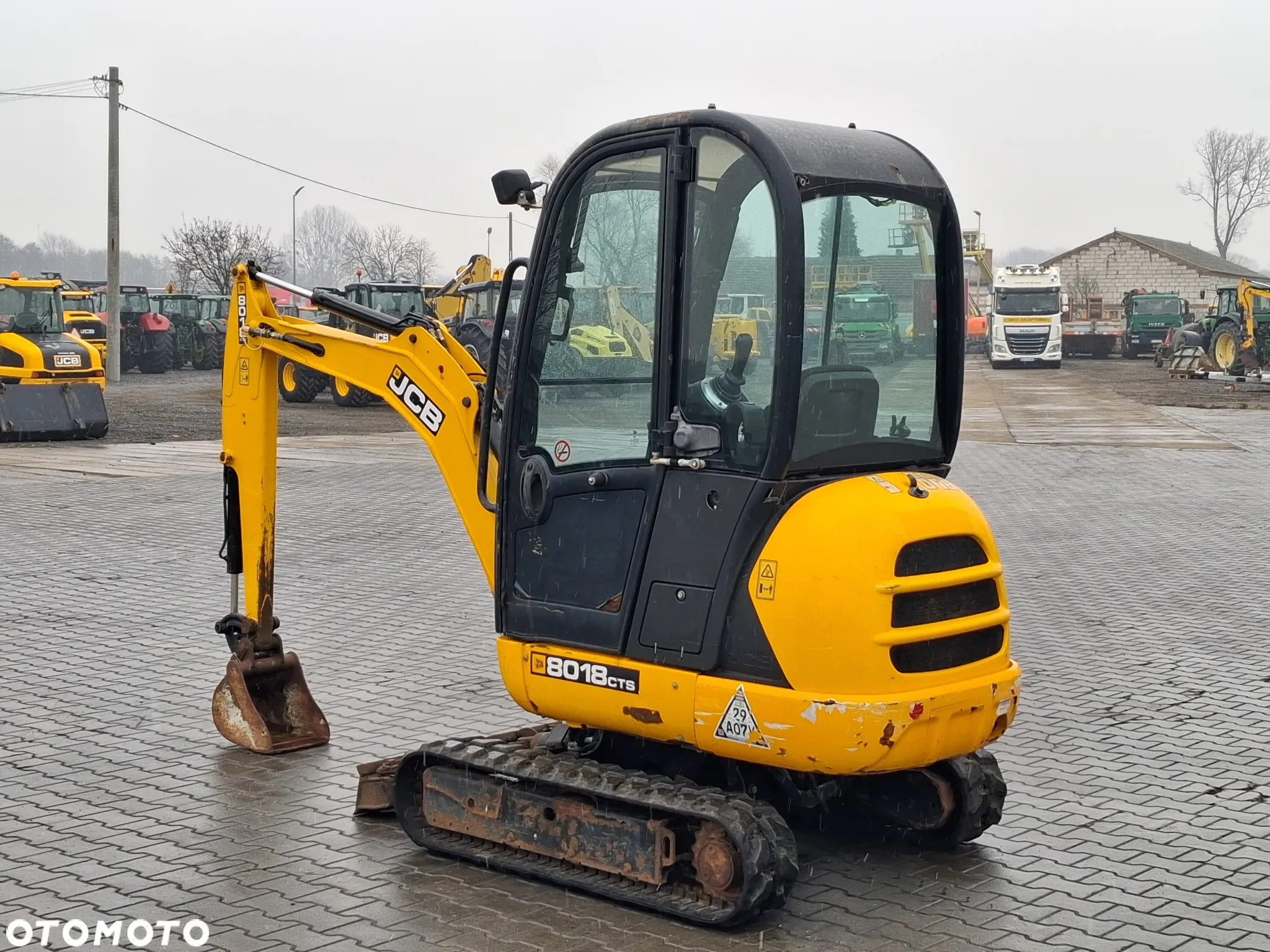 JCB 8018 CTS - 3
