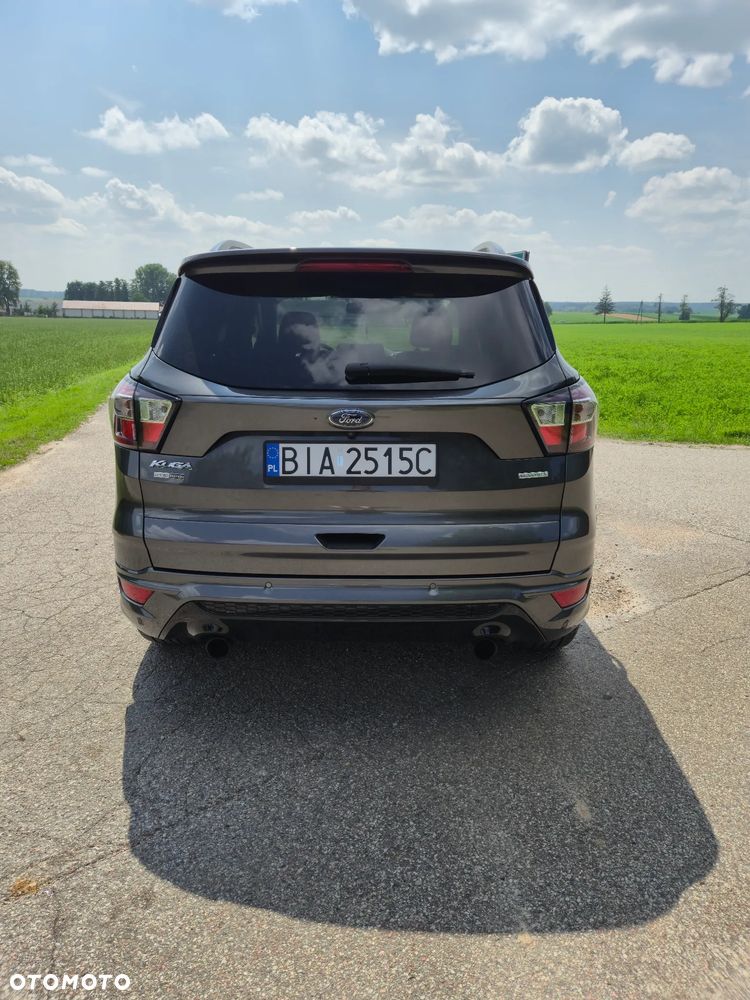 Ford Kuga 1.5 EcoBoost 2x4 ST-Line - 4