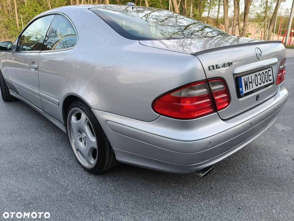 Mercedes-Benz CLK - 5