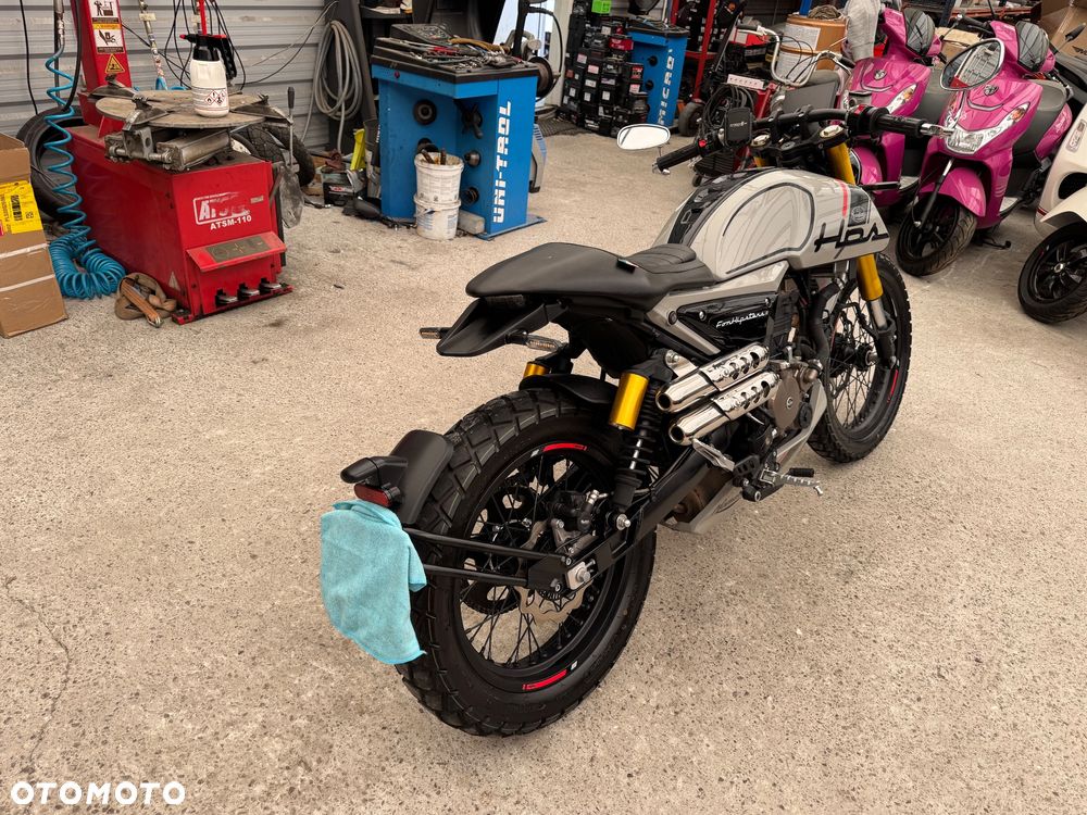 Mondial HPS 125 - 6