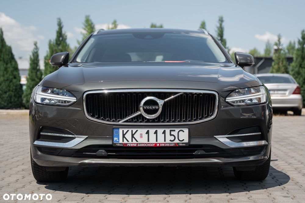 Volvo V90 D3 Geartronic Momentum Pro - 18