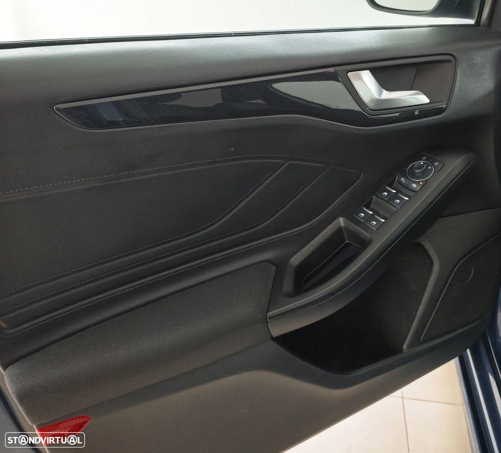 Ford Focus 1.0 EcoBoost MHEV ST-Line Aut. - 16