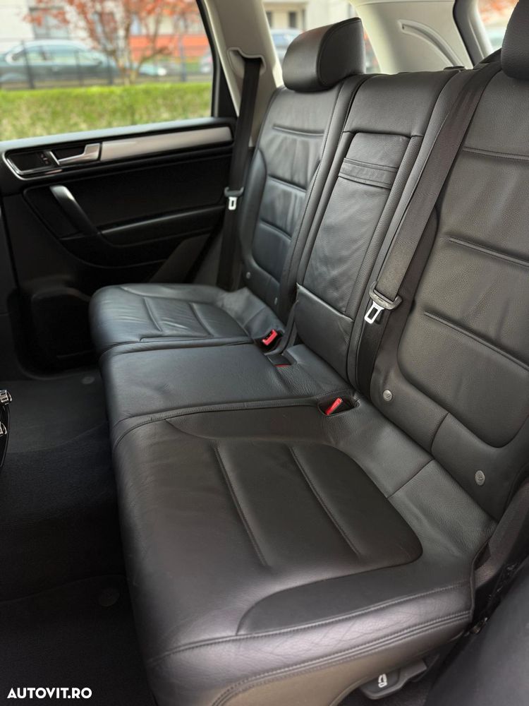 Volkswagen Touareg - 8