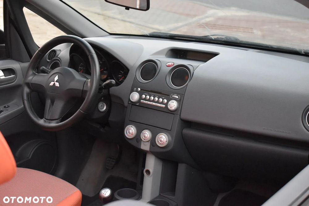 Mitsubishi Colt 1.5 - 6