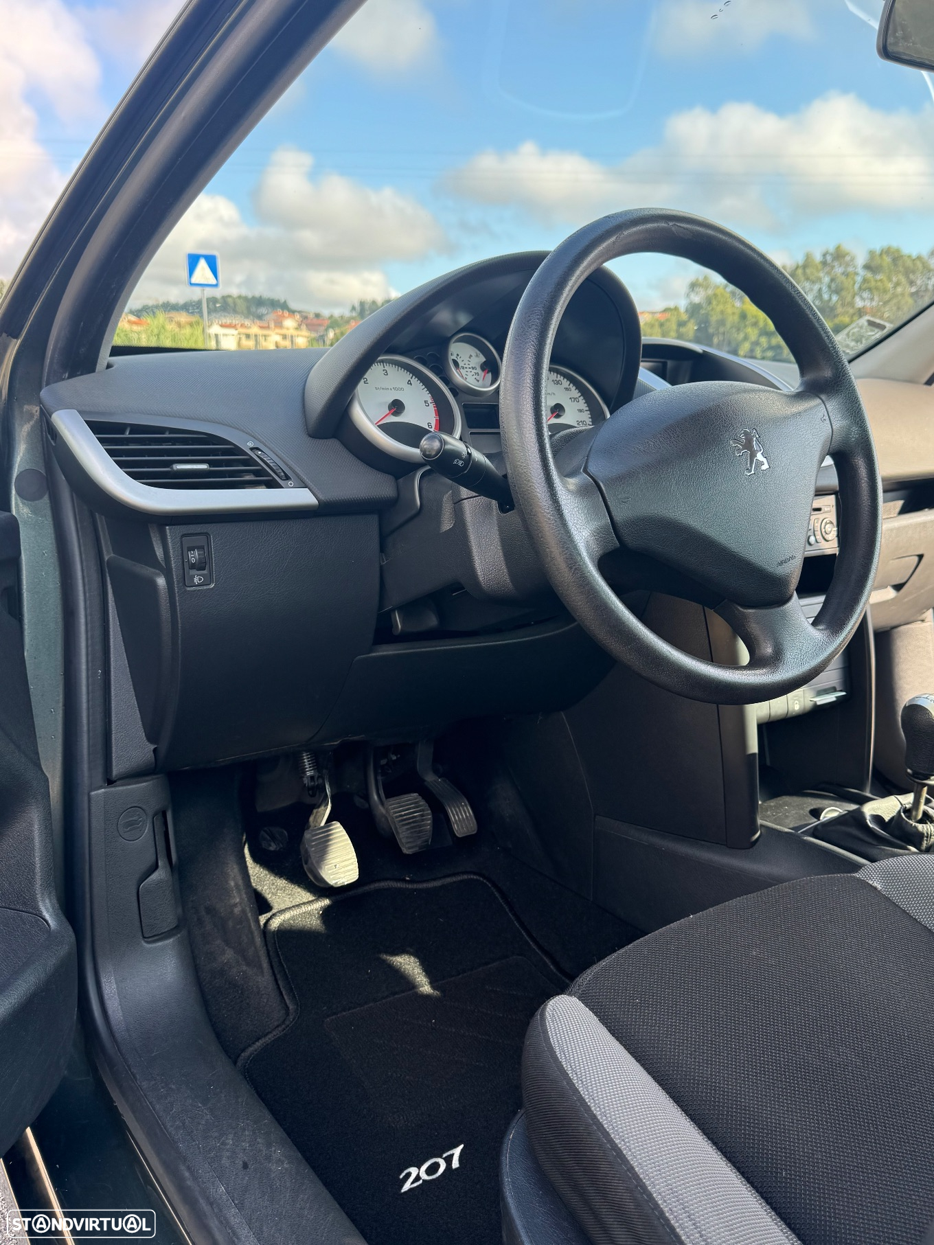 Peugeot 207 - 5