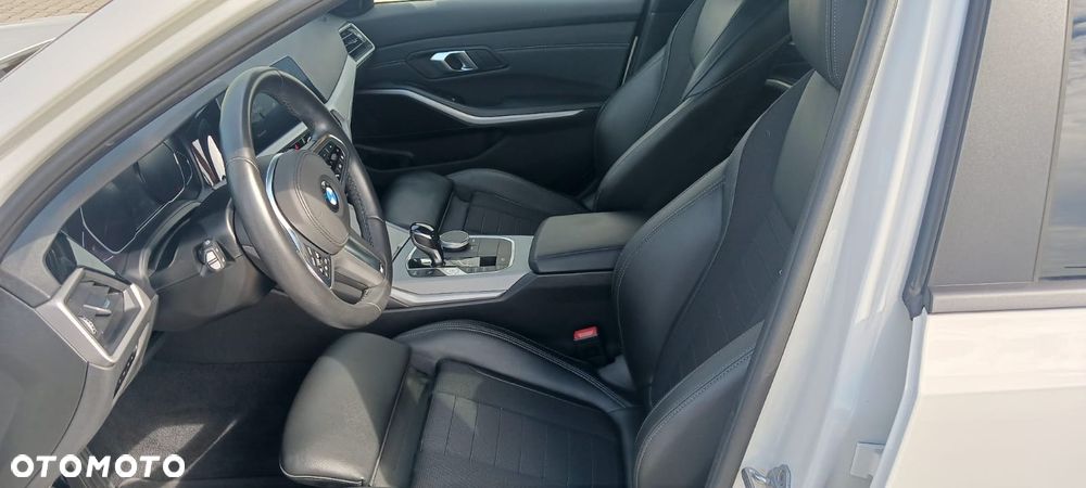 BMW Seria 3 320d xDrive MHEV Advantage - 3