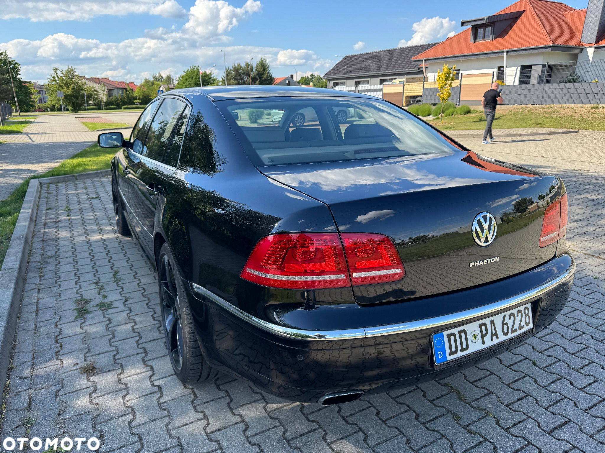 Volkswagen Phaeton 4.2 V8 4MOTION Automatik (5 Sitzer) - 5
