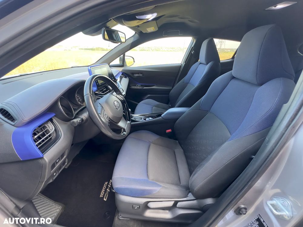 Toyota C-HR 1.8 HSD 122 CP 4x2 CVT Style - 12